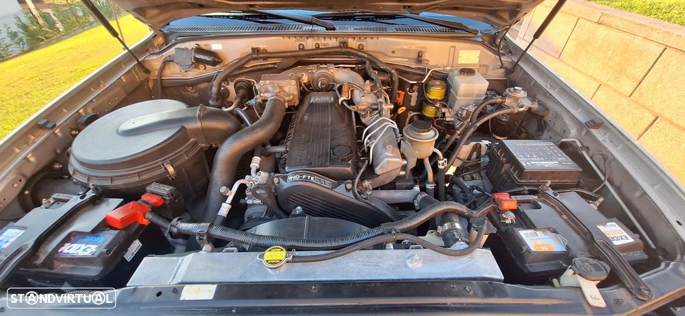 Toyota Land Cruiser 4.2 TDi CA - 18