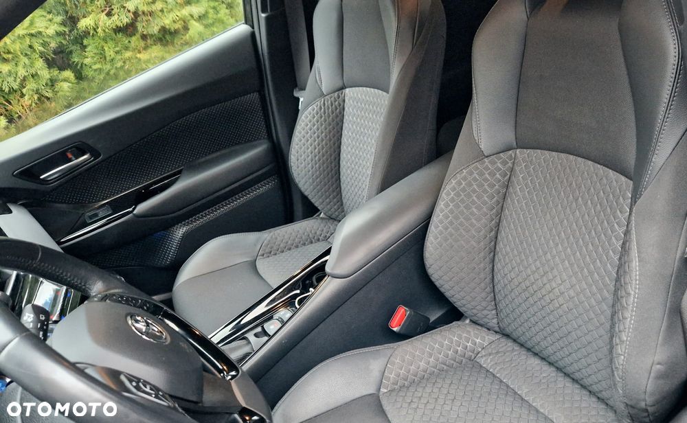 Toyota C-HR 1.8 Hybrid Prestige - 26