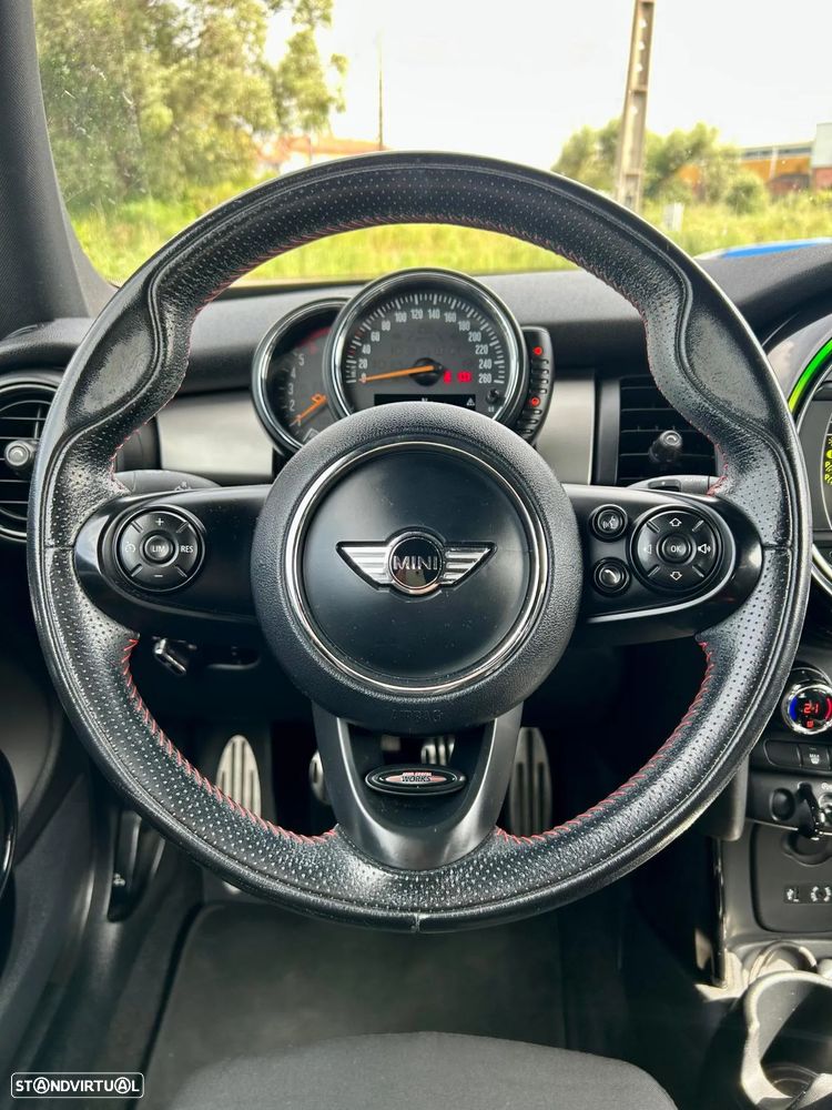 MINI 3 Portas Cooper D - 5