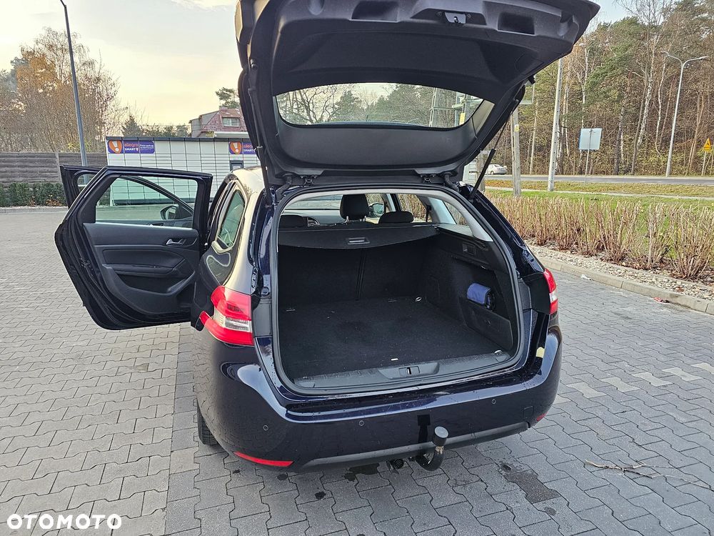 Peugeot 308 1.6 BlueHDi Active S&S EAT6 - 8