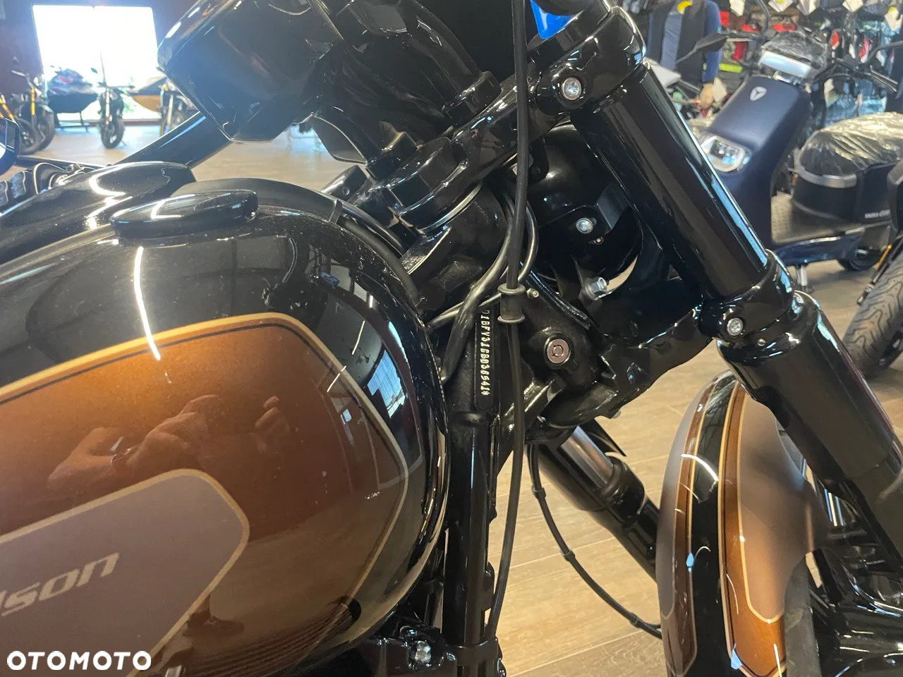 Harley-Davidson FXSB Breakout - 8