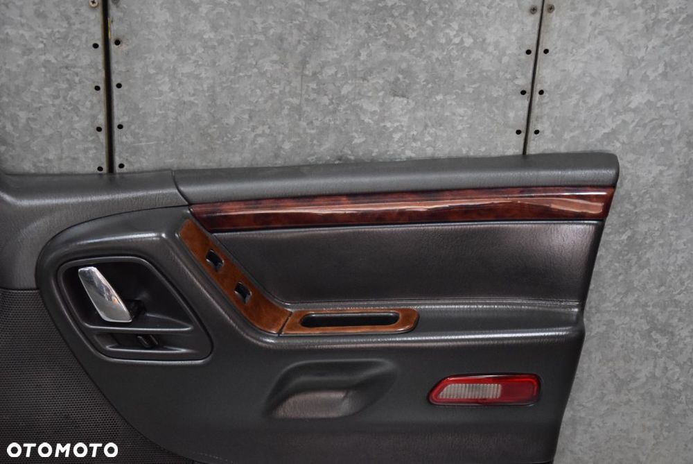 JEEP GRAND CHEROKEE WJ BOCZEK PRAWY PRZÓD EU - 3