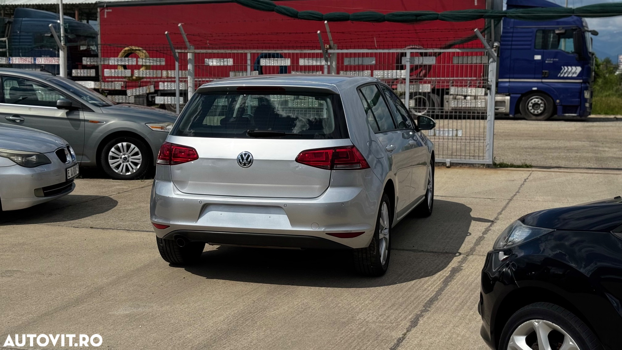 Volkswagen Golf 1.2 TSI Trendline - 4