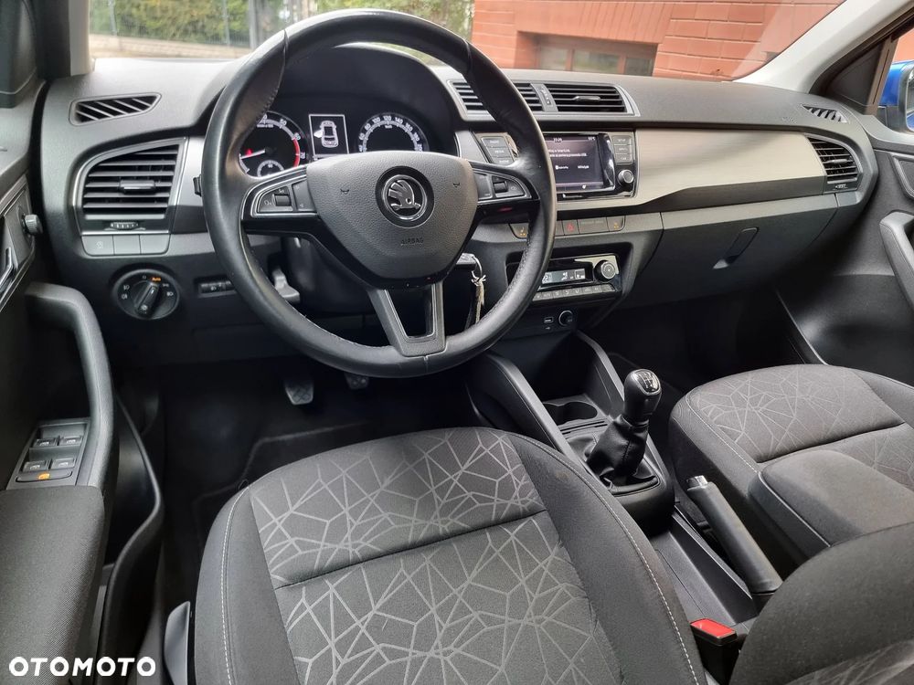 Skoda Fabia 1.0 Clever - 6