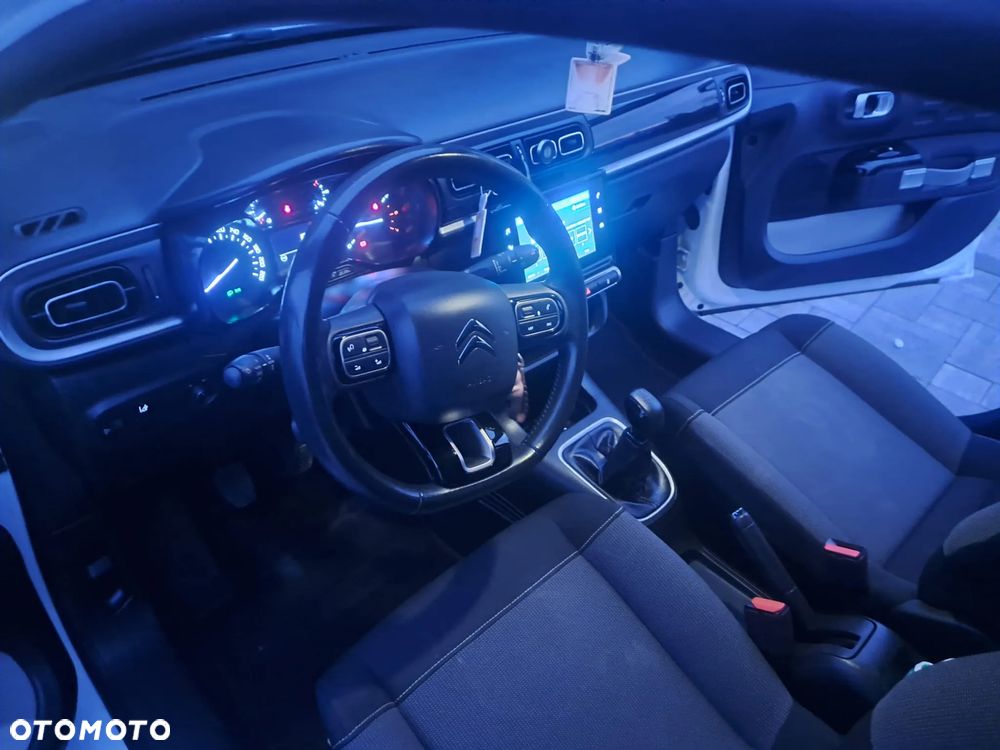 Citroën C3 1.2 PureTech Shine - 8