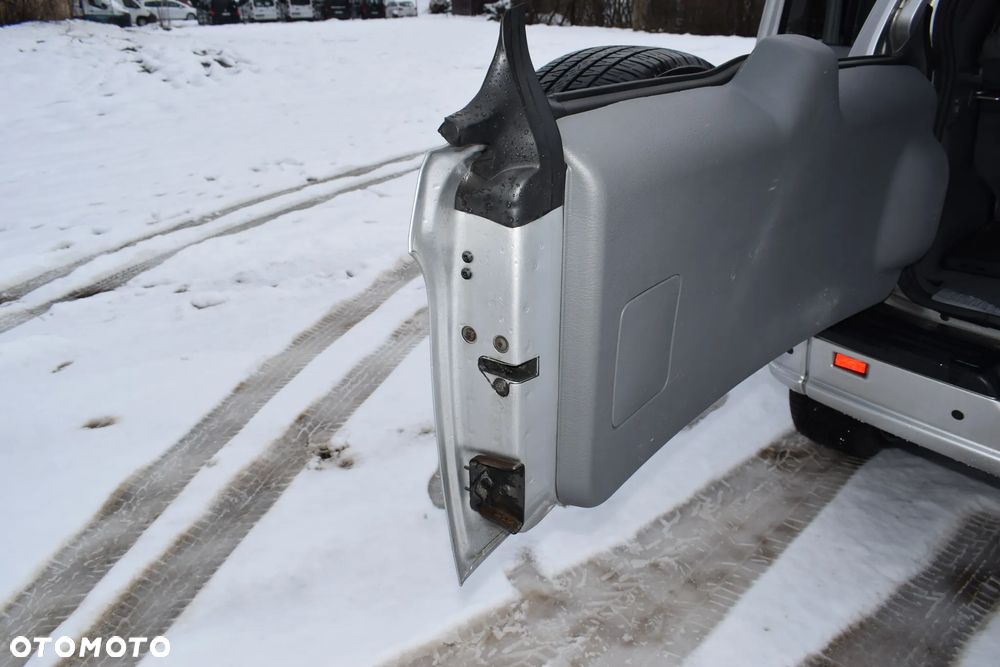 Jeep Cherokee 2.8 CRD Automatik Limited - 27