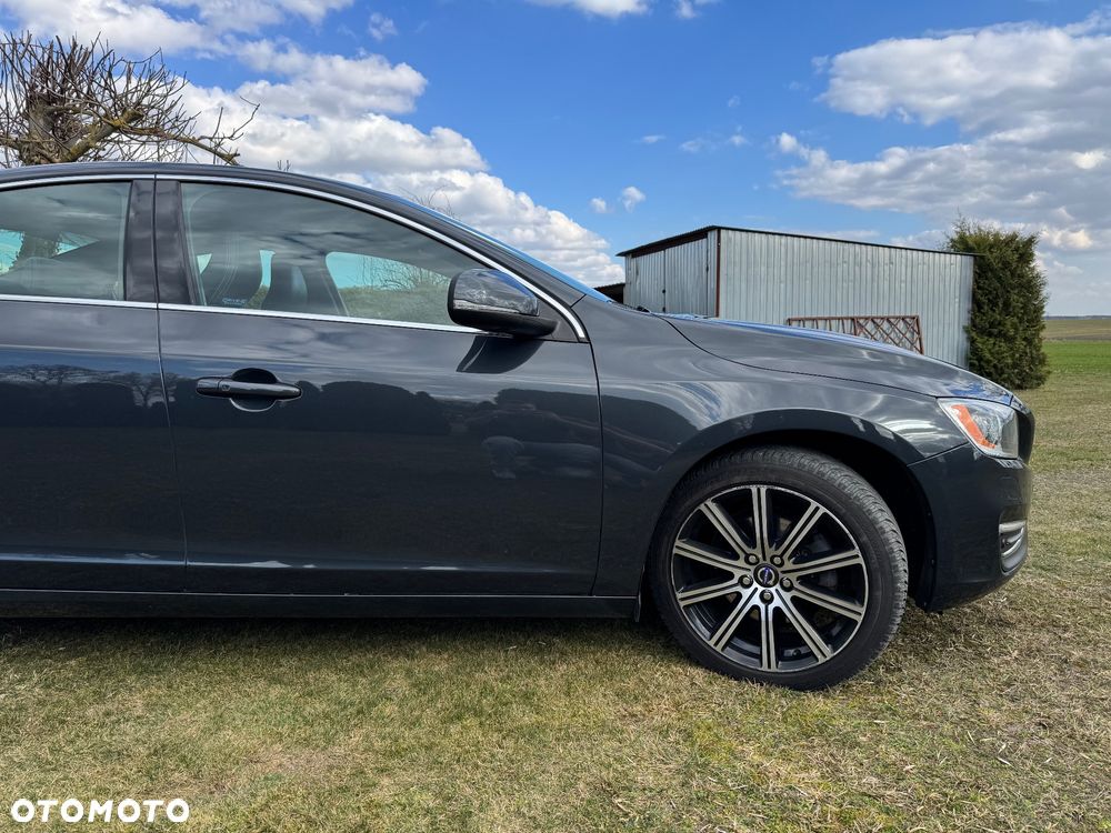 Volvo S60 T5 Geartronic - 14