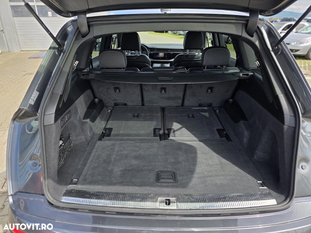 Audi Q7 3.0 50 TDI quattro Tiptronic S Line - 11