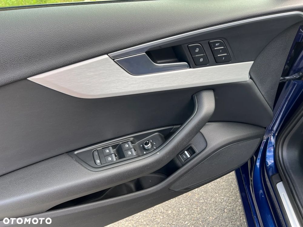 Audi A4 Avant - 13