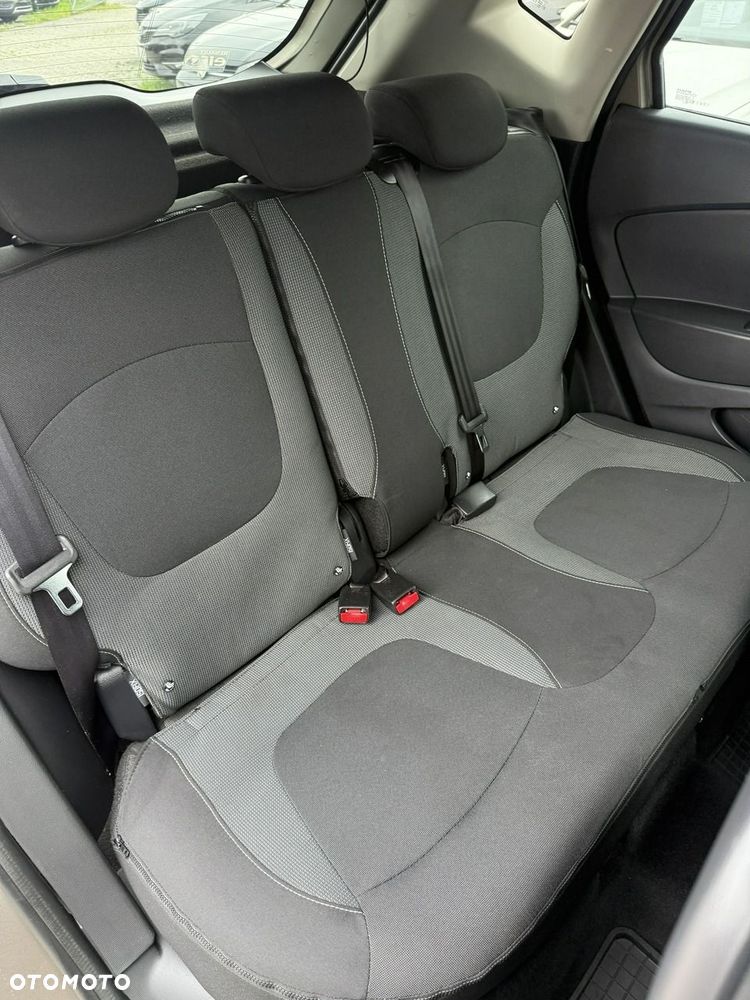 Renault Captur - 18