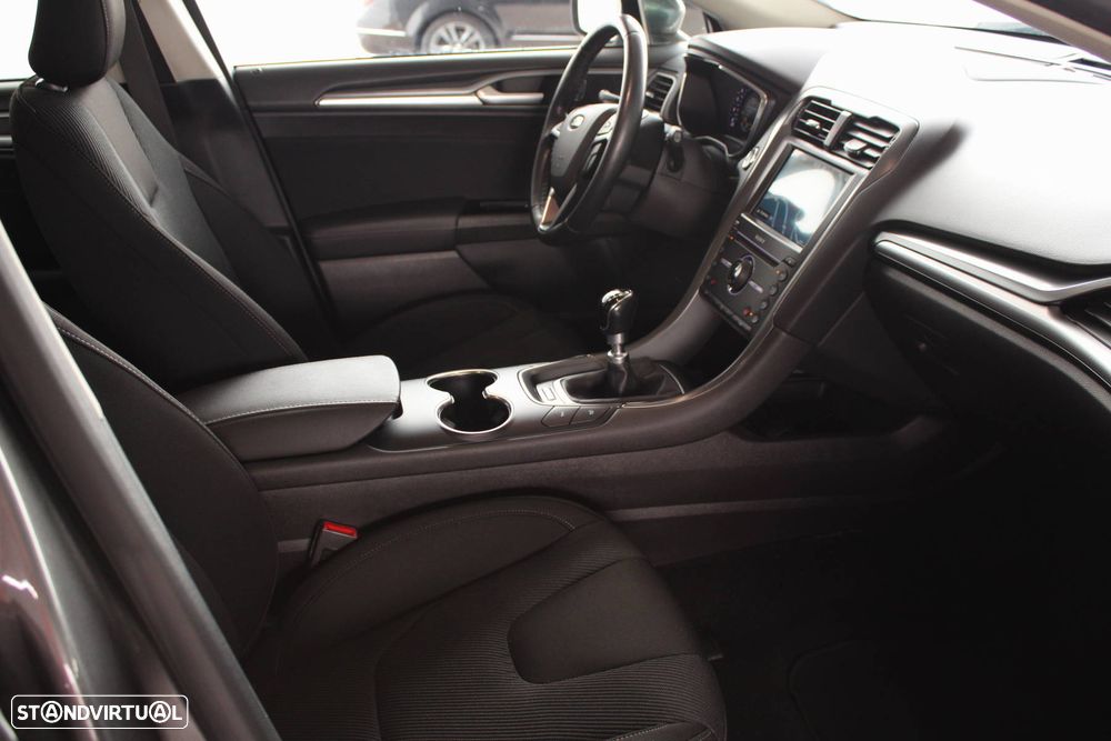 Ford Mondeo 1.5 TDCi Business Plus ECOnetic - 11