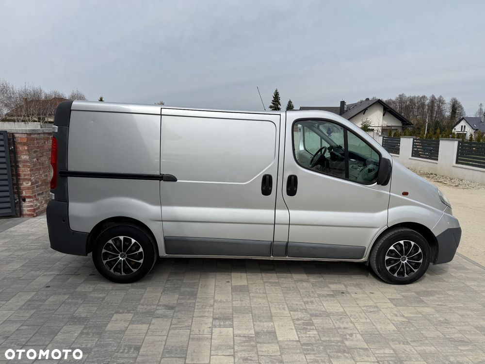 Opel Vivaro - 4