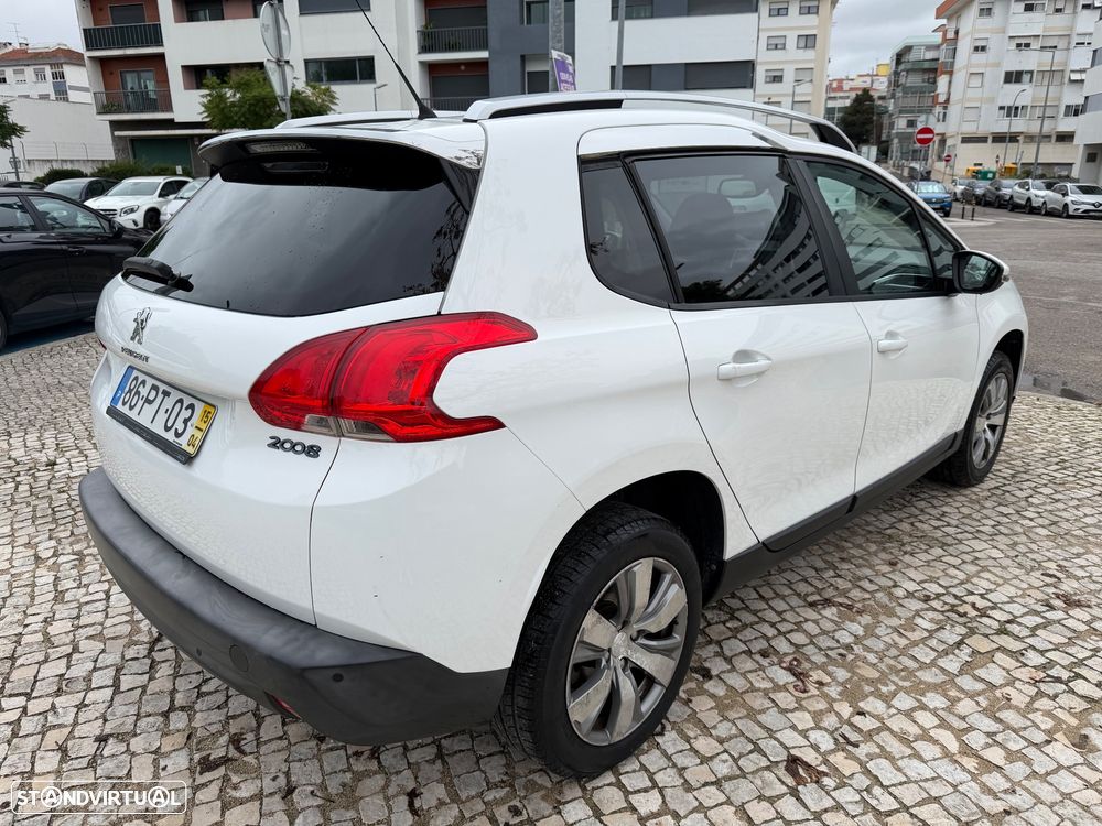 Peugeot 2008 1.2 VTi Active - 2