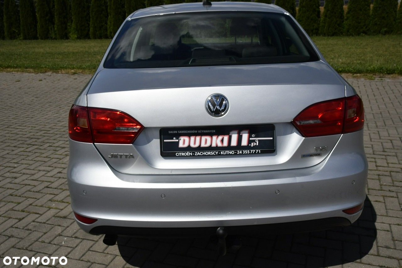 Volkswagen Jetta - 10
