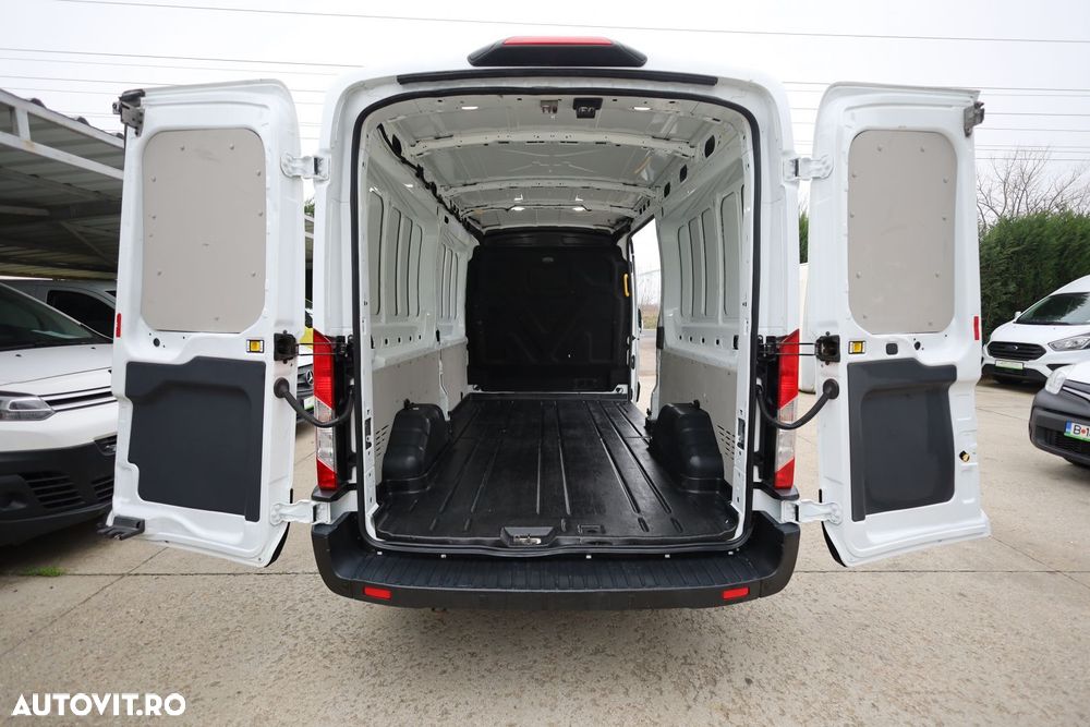 Ford Transit - 12
