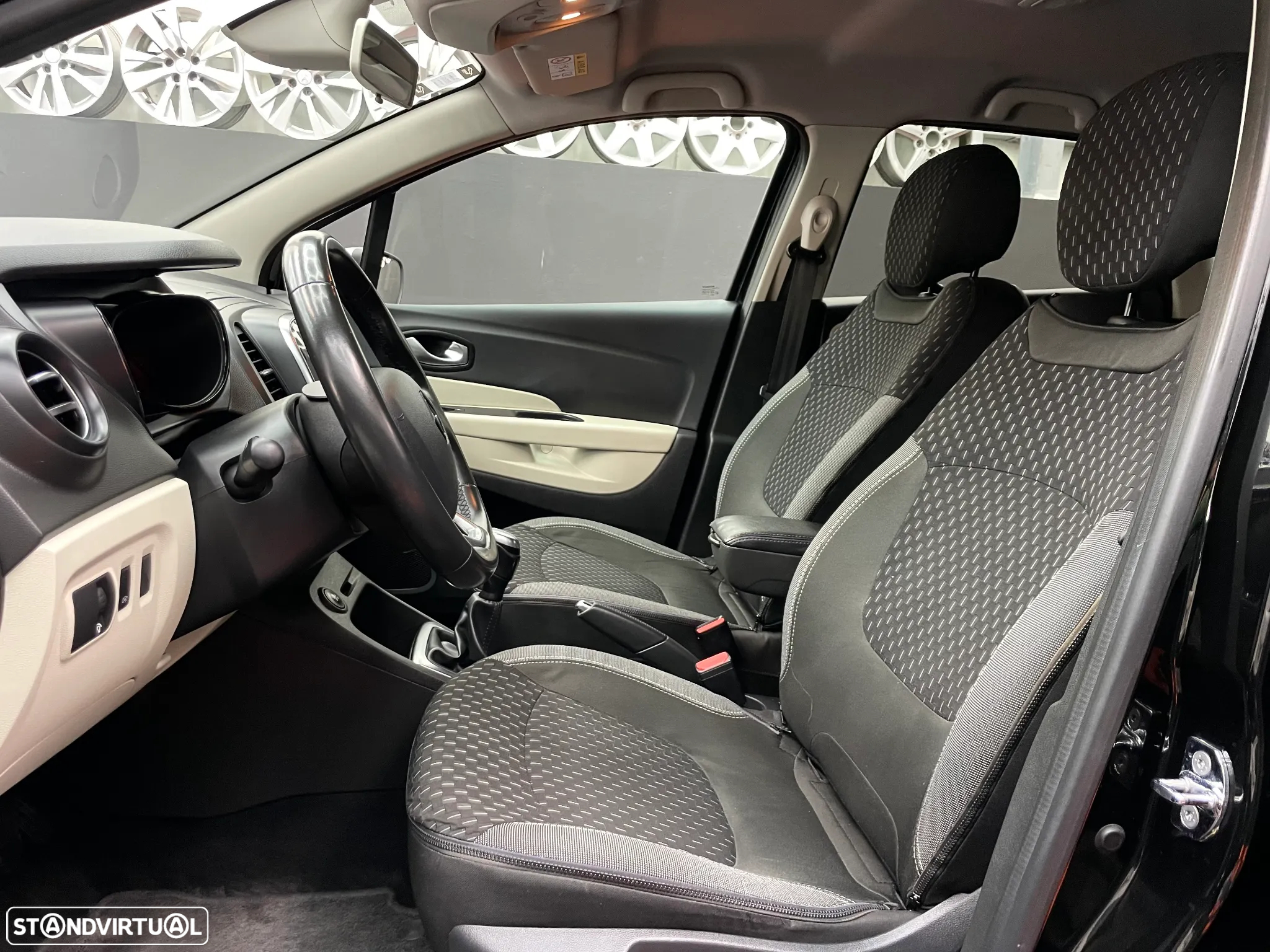 Renault Captur 0.9 TCE Exclusive - 10
