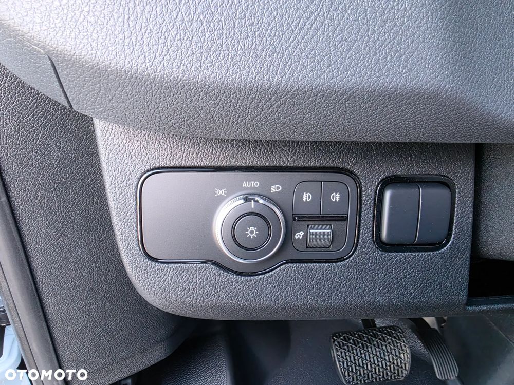 Mercedes-Benz Sprinter 319 CDI Furgon Ekstra Długi 4325+mm - 16