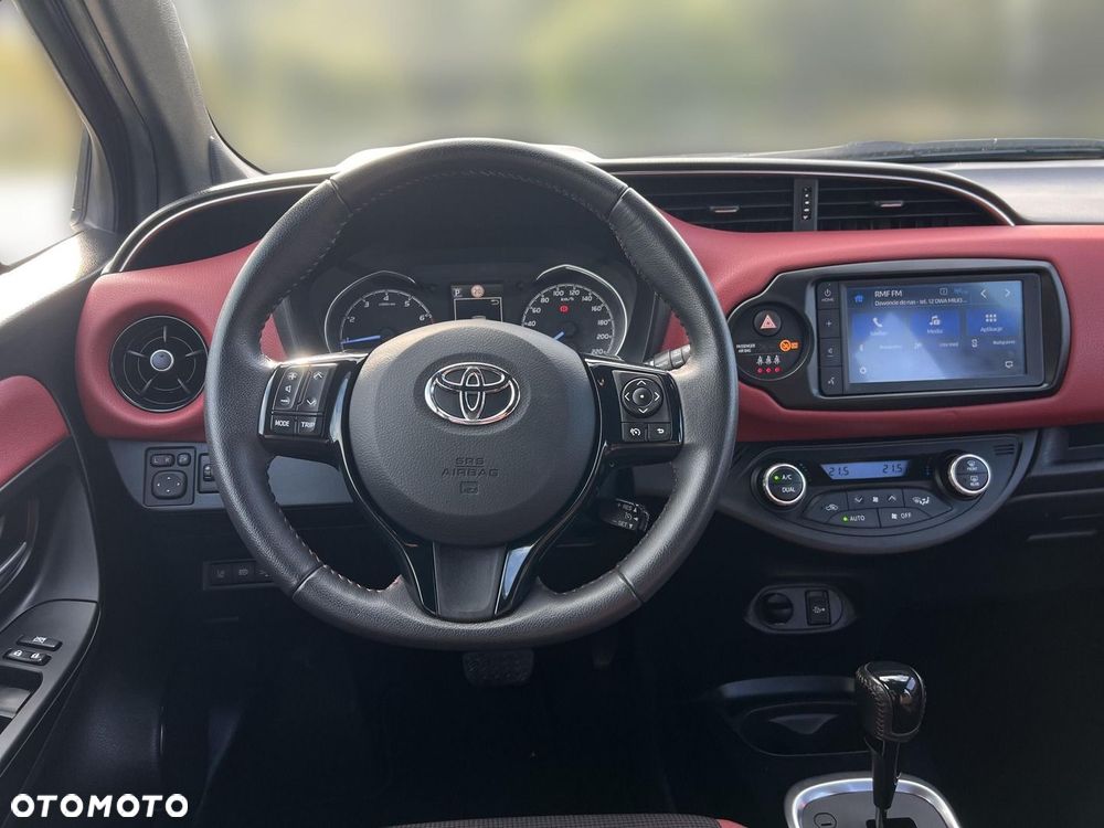Toyota Yaris - 17