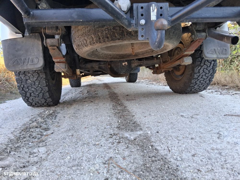 Mitsubishi L200 2.5 TD CD Strakar AC+ABS - 6