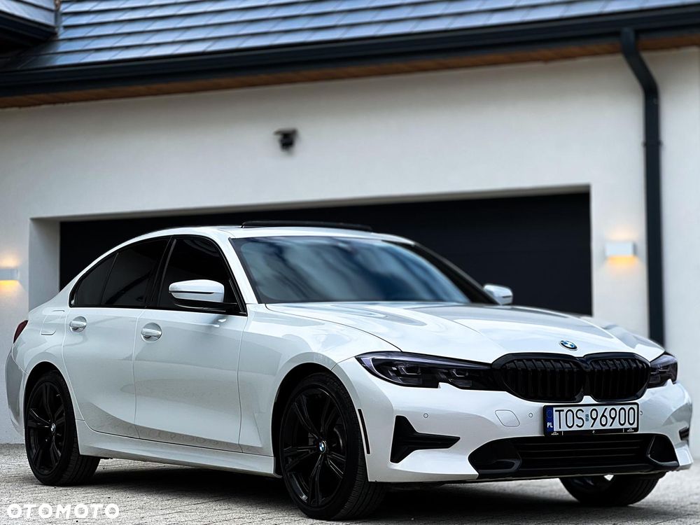 BMW Seria 3 330i Sport Line sport - 5