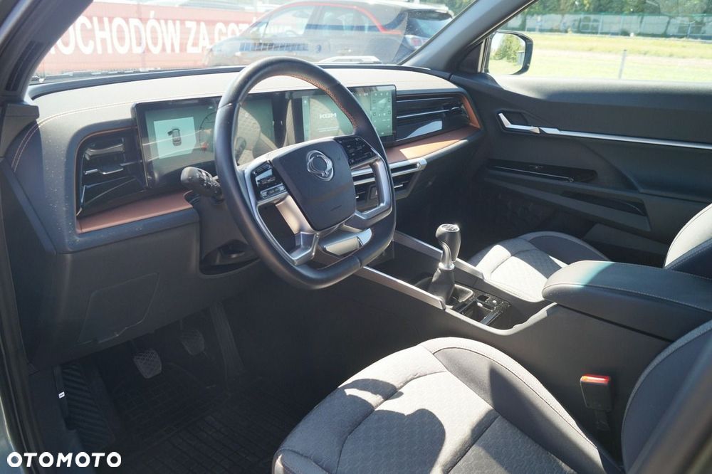 SsangYong/KGM Torres - 12