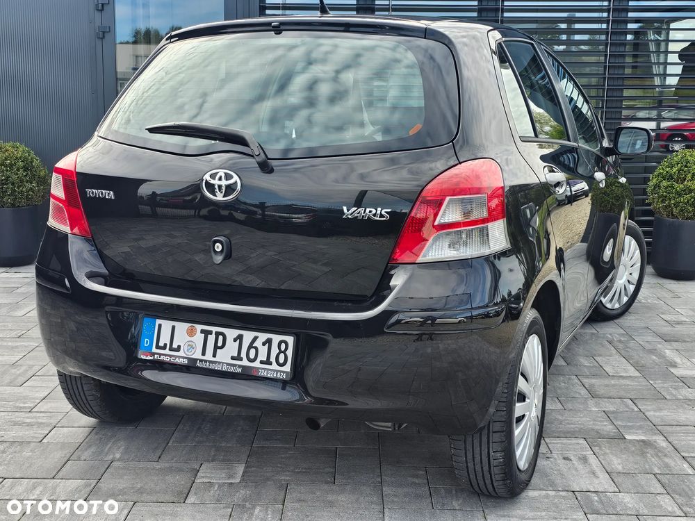 Toyota Yaris 1.33 Luna - 5
