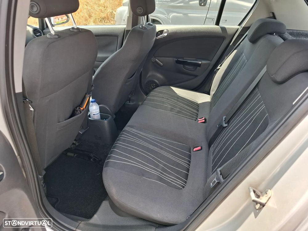 Opel Corsa 1.2 Enjoy - 10