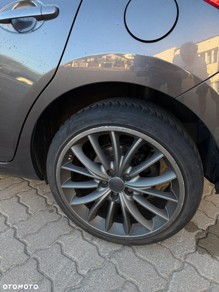 Toyota Auris 2.0 D-4D Prestige - 14