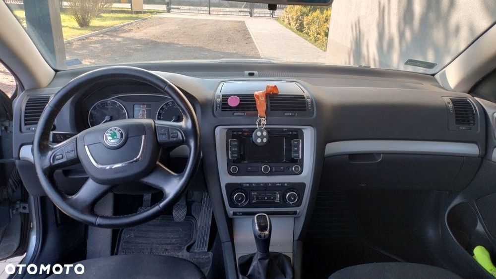 Skoda Octavia - 2