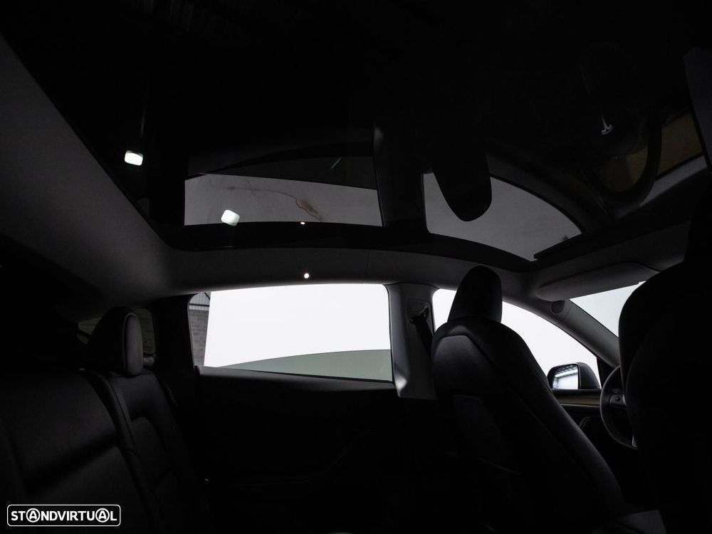 Tesla Model Y Performance Tração Integral - 14