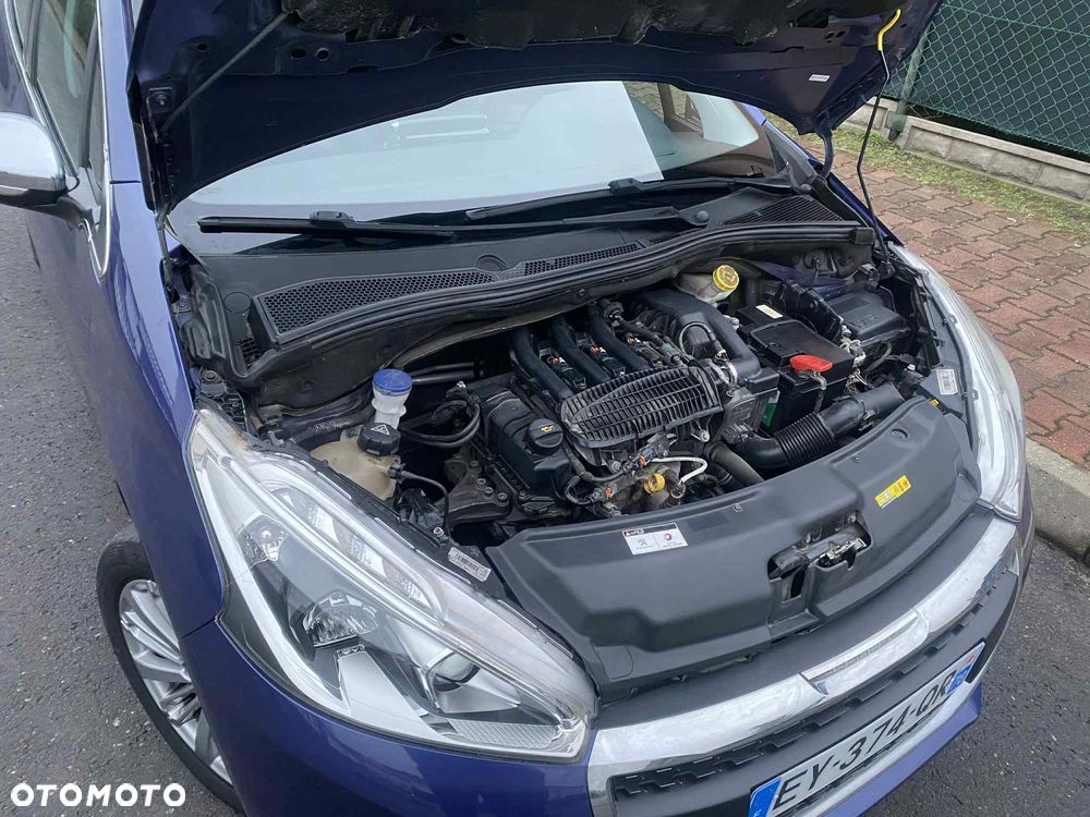 Peugeot 208 PureTech 82 Allure - 25