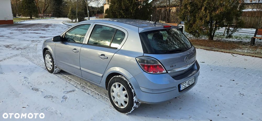 Opel Astra 1.6 - 5