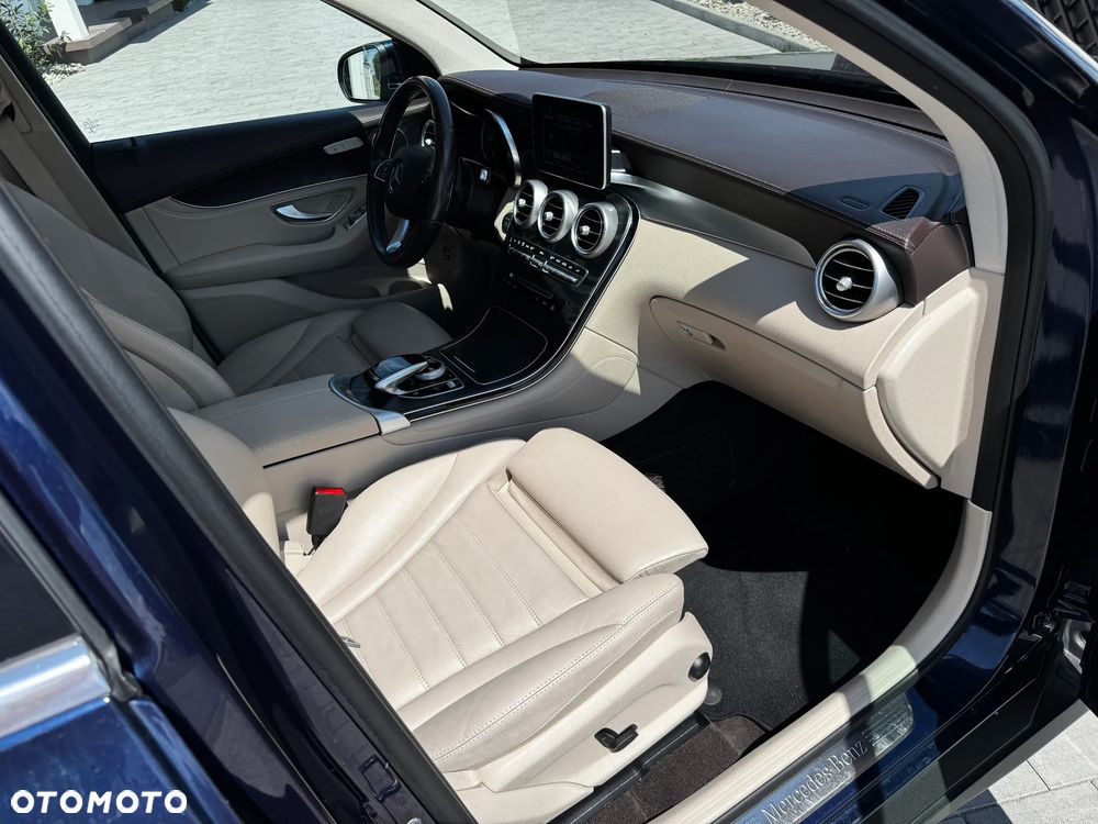 Mercedes-Benz GLC 220 d 4Matic 9G-TRONIC Exclusive - 10