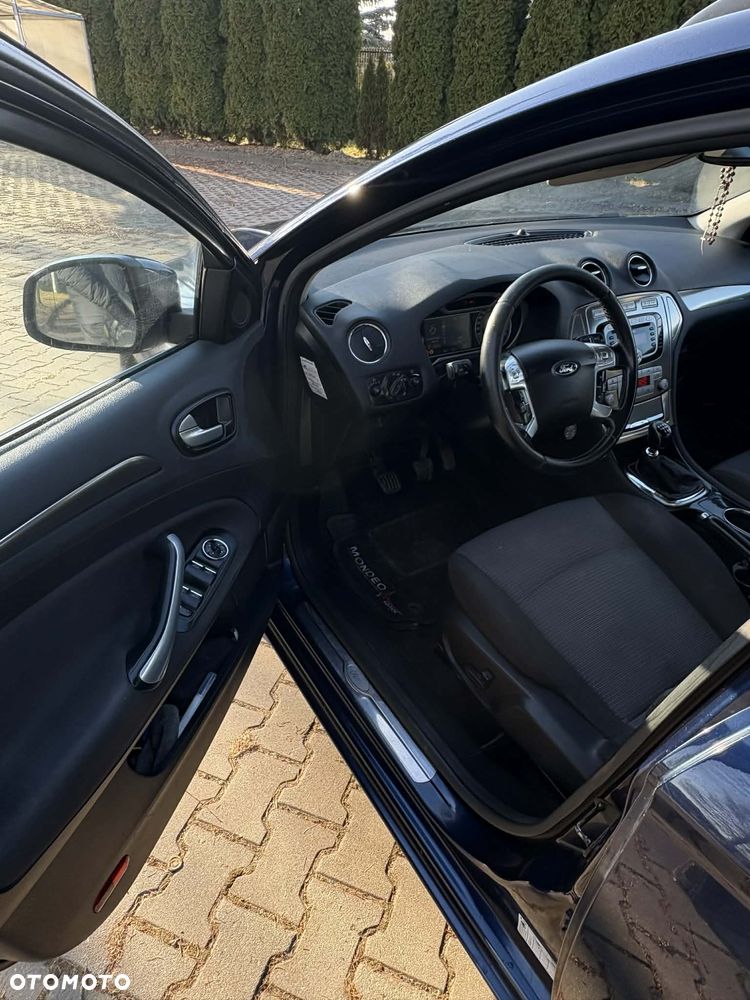 Ford Mondeo 2.0 TDCi Titanium - 10