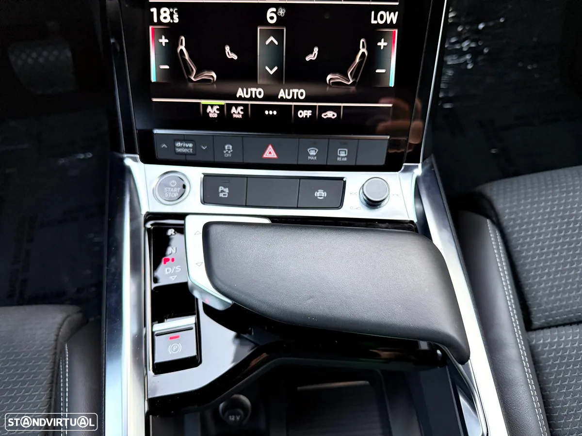 Audi e-tron 55 quattro S line - 19