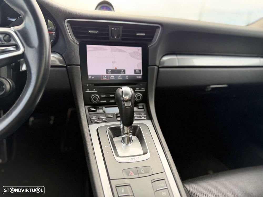 Porsche 911 (991) Carrera 4 PDK - 28