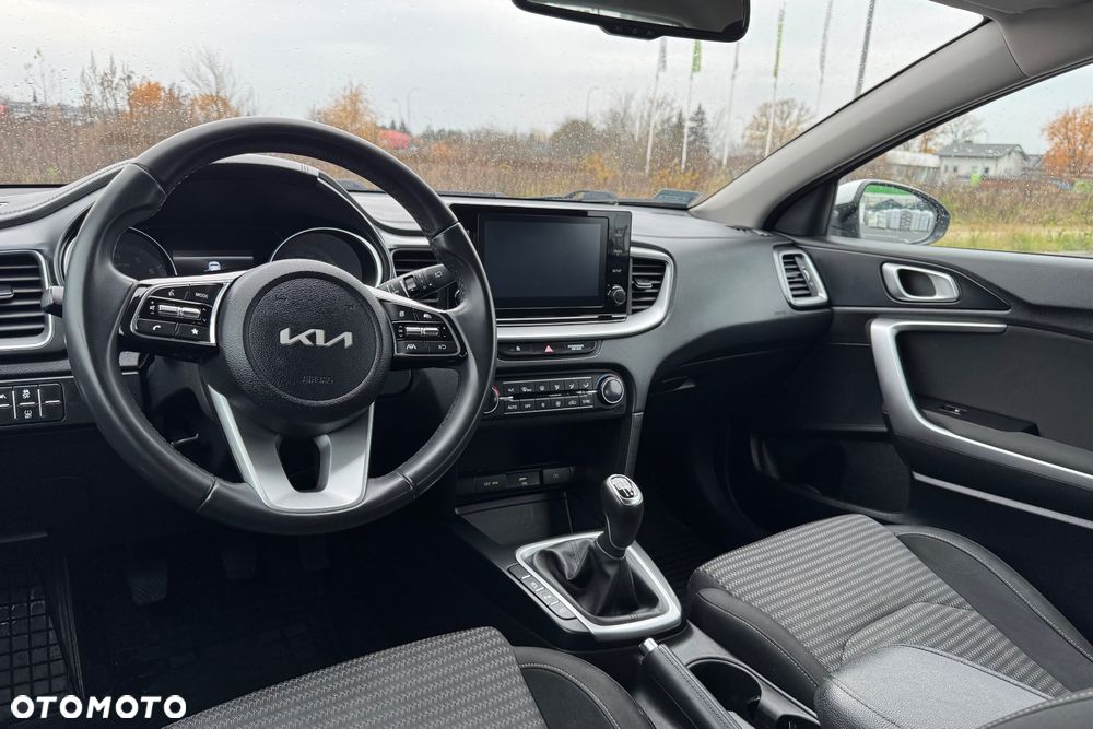 Kia Ceed 1.5 T-GDI M - 31