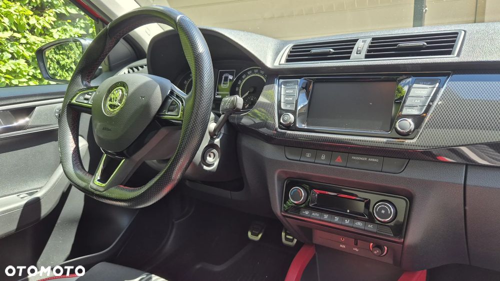Skoda Fabia 1.0 TSI Monte Carlo - 10