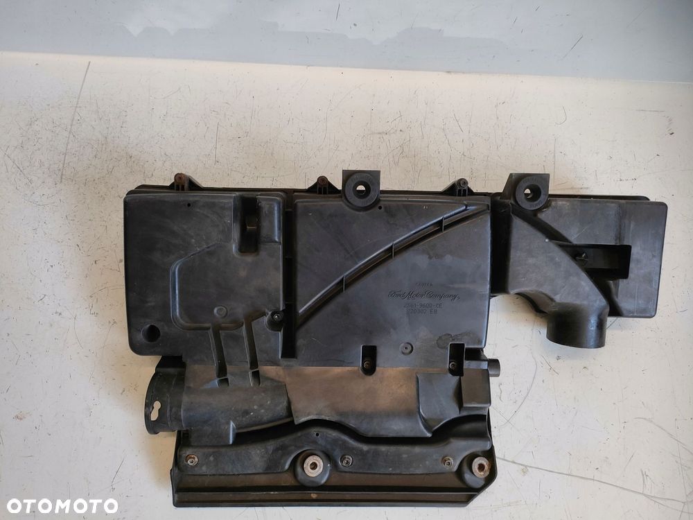FORD FIESTA 1.4 B 2S61-9600-CE OBUDOWA FILTRA - 8