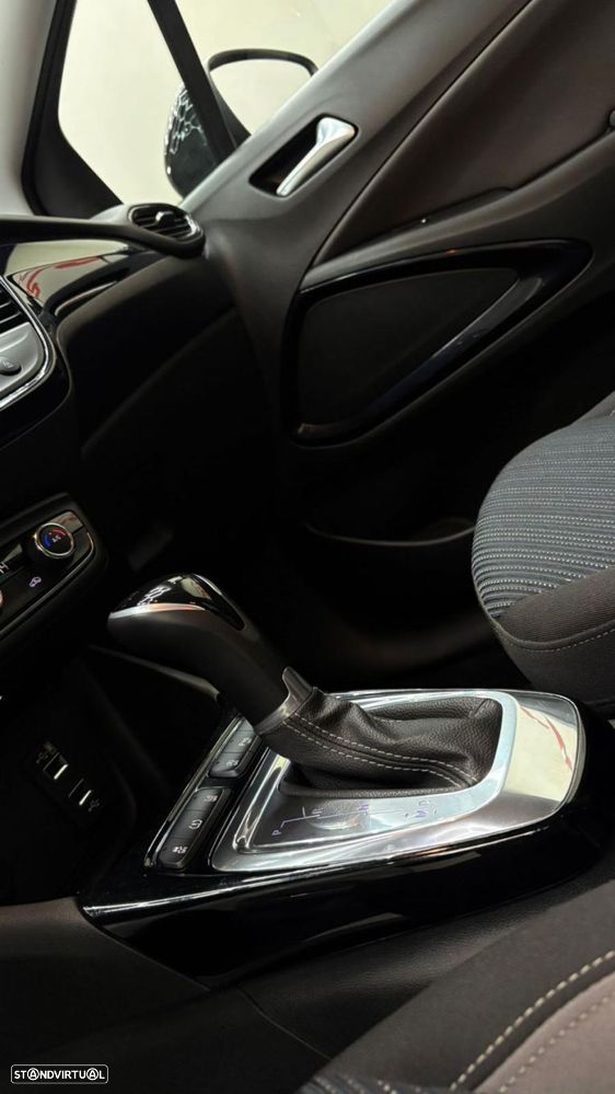 Opel Crossland X 1.2 T Innovation Aut. - 11