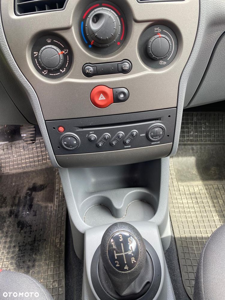 Renault Modus - 10