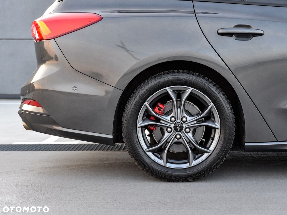 Ford Focus 1.5 EcoBoost ST-Line - 11