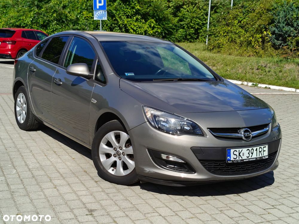 Opel Astra 1.6 Cosmo - 3