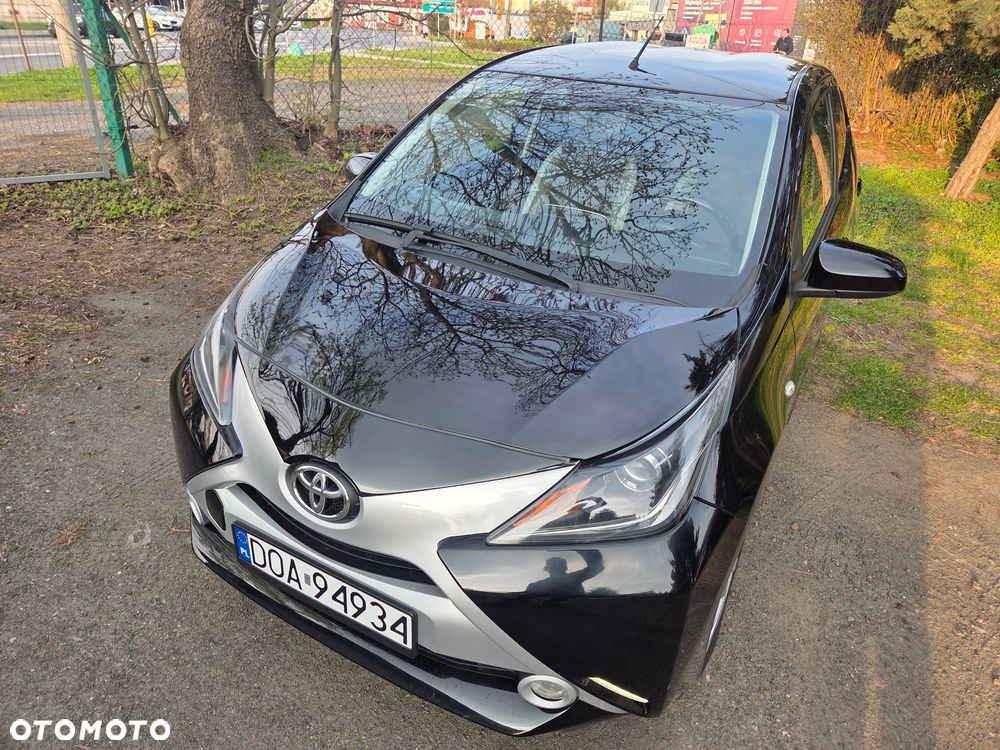 Toyota Aygo x-play touch - 12