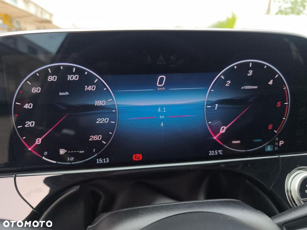 Mercedes-Benz Klasa E - 16