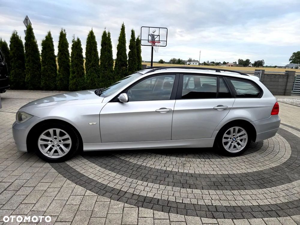 BMW Seria 3 - 10