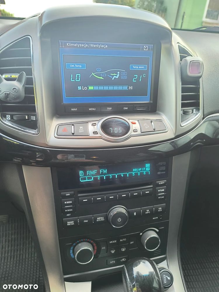 Chevrolet Captiva 2.2 D LTZ - 20