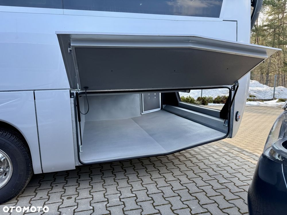 Iveco Daily 70C21 Turism Revolution ERENER 33+1+1 miejsc 2 X NOWY - 29