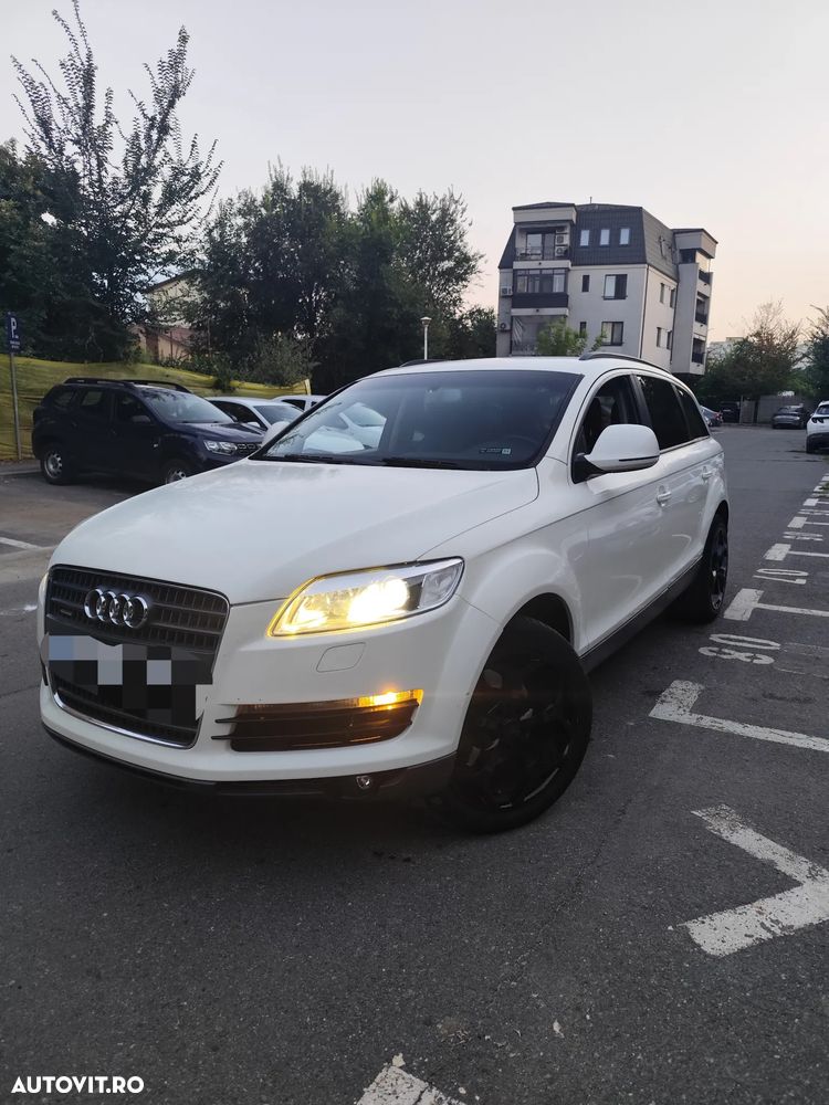 Audi Q7 - 1