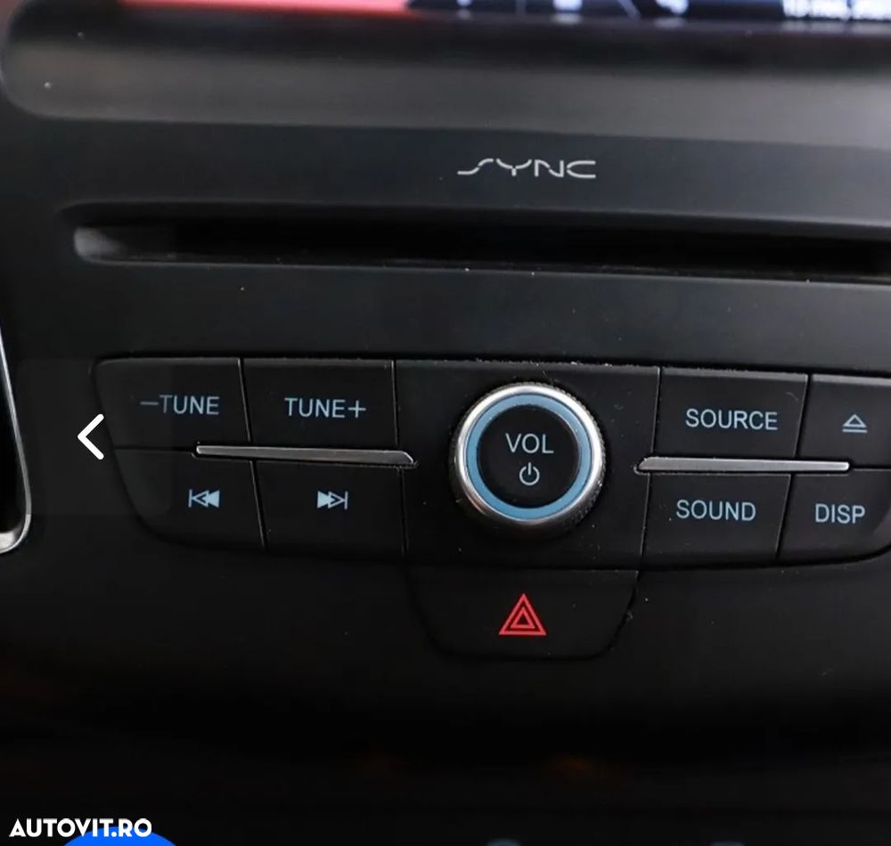 Ford Focus 1.0 EcoBoost Connected - 9